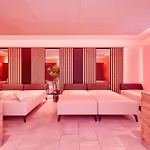 Salzburgblick Bed and Breakfast 3*
