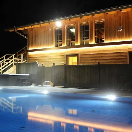 Salzburgblick Bed & Breakfast *