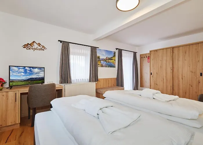 Salzburgblick Bed & Breakfast Ainring