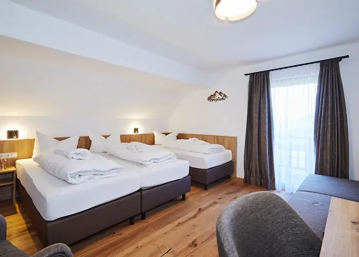 Bed & Breakfast Salzburgblick 3*